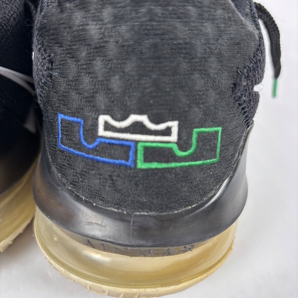 LeBron 2020 Nike React, Low Ankle, Athletic, Basketball, Fan collectable Size 13 - Picture 10 of 15